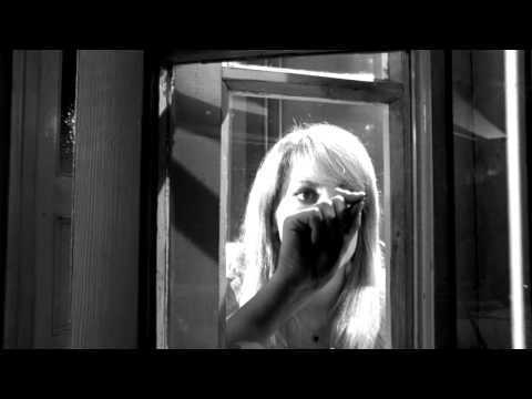 Repulsion (1965) - Madness