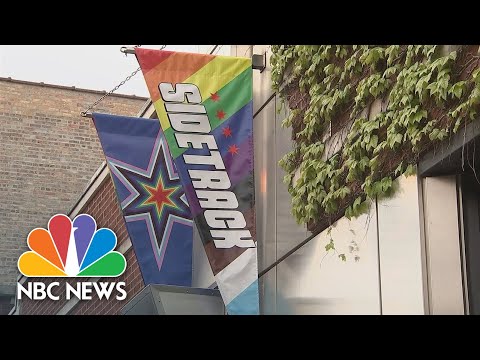 Chicago gay bars boycott Bud beers over Dylan Mulvaney flap