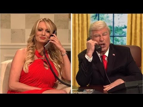 Stormy Daniels crashes ‘SNL&#039; cold open