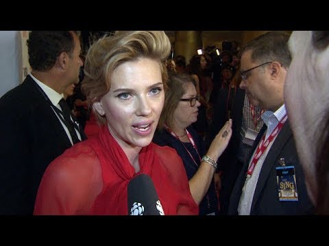 Scarlett Johansson drops transgender role after backlash