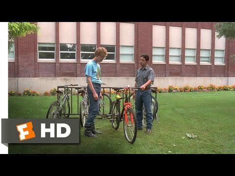 Napoleon Dynamite (1/5) Movie CLIP - Napoleon Checks Out Pedro&#039;s Bike (2004) HD