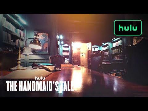 The Handmaid&#039;s Tale: The Commander&#039;s Room 360 • A Hulu Original