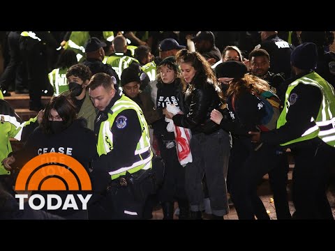 Pro-Palestinian protest outside DNC headquarters turns violent