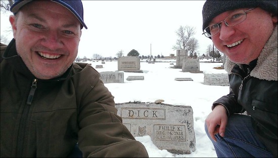 philip-k-dick-grave-selfie