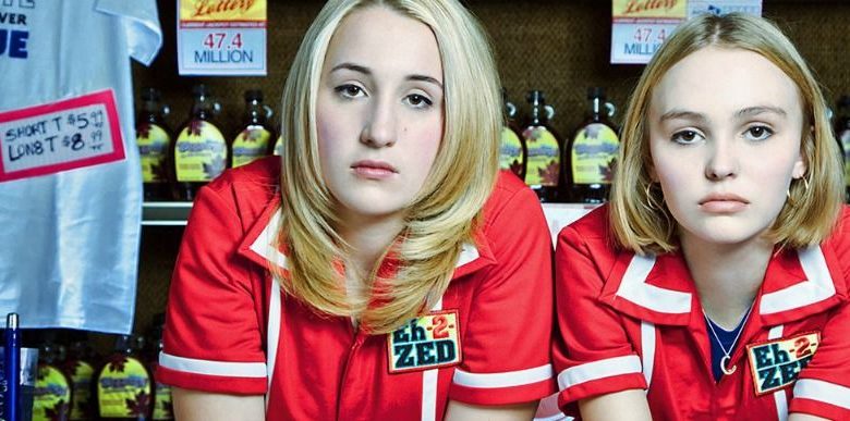 Reviewed: Yoga Hosers is a fun psychedelic teenage romp #NowPlaying #MovieReview #YogaHosers #Trailer