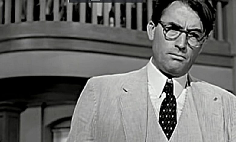 https://www.hollywoodintoto.com/wp-content/uploads/2019/07/gregory-peck-robert-bork-780x470.jpg