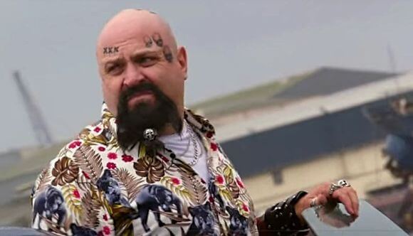 Tattooed actor in Bulletproof 2