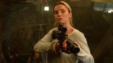 The Hunt movie review Betty Gilpin gun