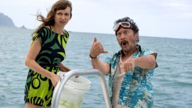 Lauren Lapkus and Rob Schneider in The Wrong Missy