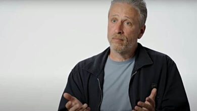 jon stewart apologizes