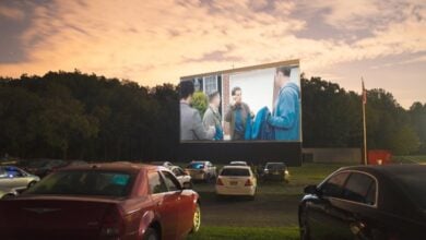 drive in movie theaters pandemic
