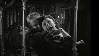 dead of night review 1945