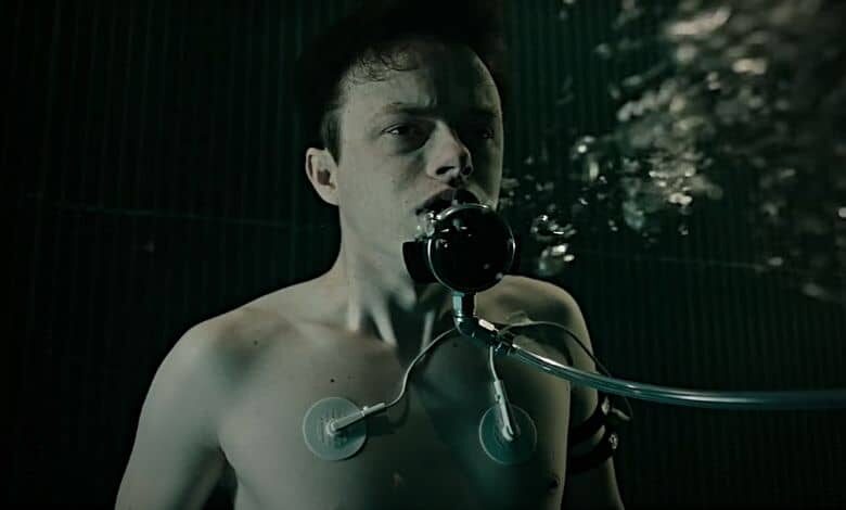 Dane DeHaan Cure for wellness tank