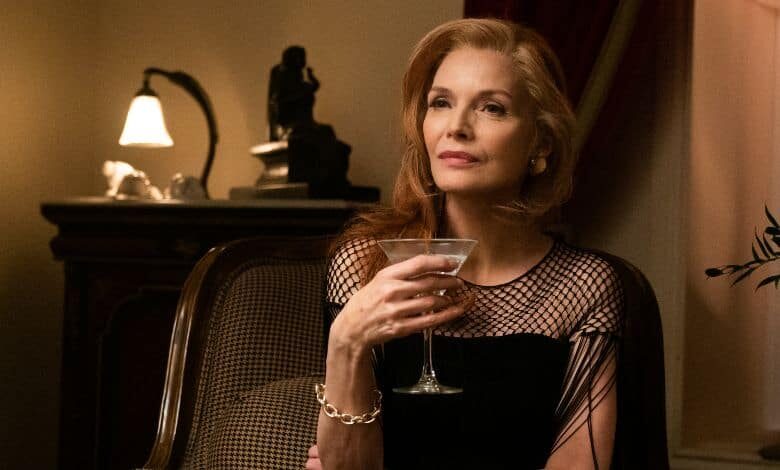 french exit review michelle pfeiffer