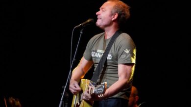 John Ondrasik in concert guitar
