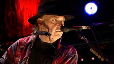 Neil young Spotify rogan free speech