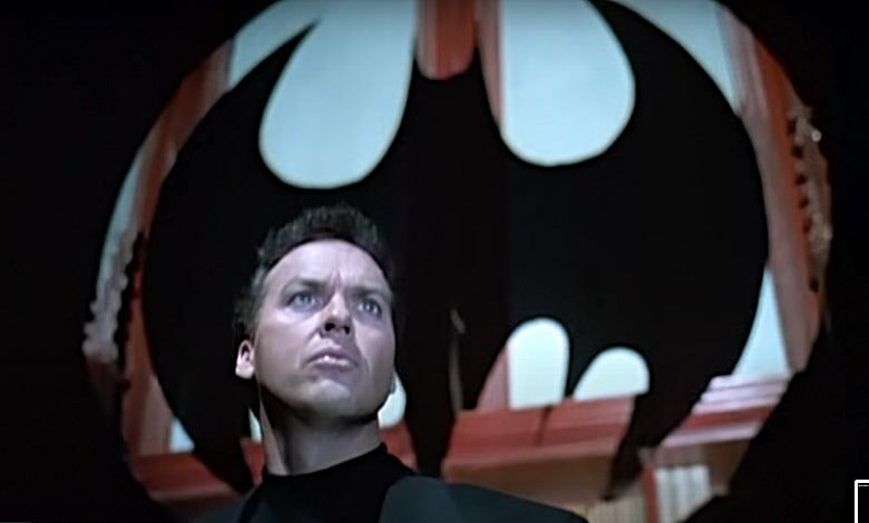 batman returns review Michael Keaton