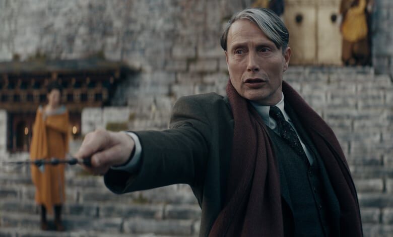 fantastic beasts secrets of Dumbledore review