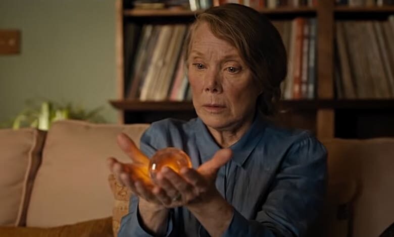 night sky review sissy Spacek