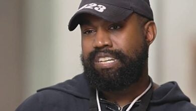 Kanye west tucker Carlson maga hat