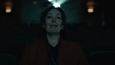 empire of light review Olivia Colman