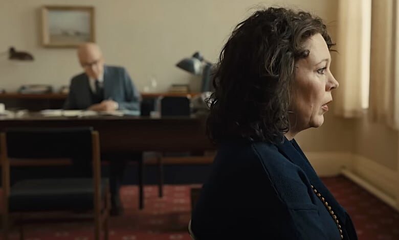 empire of light review Olivia Colman-