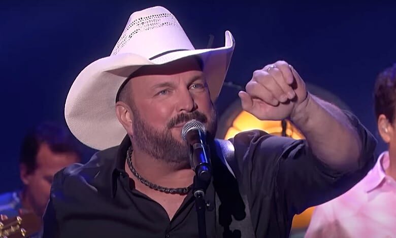 Garth Brooks Bud Light Low Places Bar