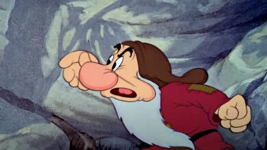 show white seven dwarfs