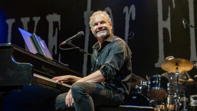 John Ondrasik-at the piano