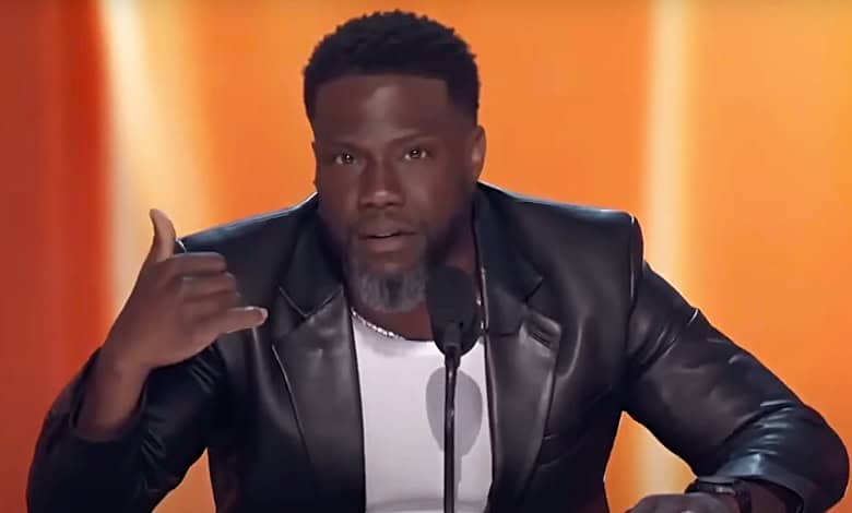 roast Tom Brady Kevin hart host