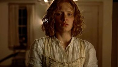 The Village review 2004 Bryce Dallas Howard
