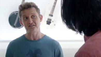 Alex Winter social media censorship