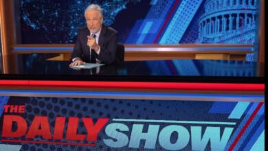 Daily Show Jon Stewart bloody hand episode