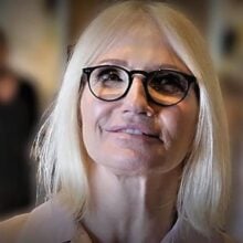 Ellen Barkin Twitter