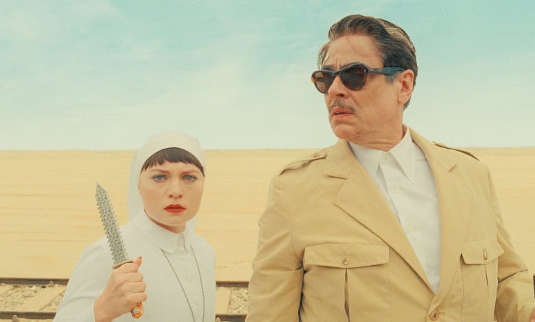 The Phoenician Scheme Mia Threapleton Benicio del toro