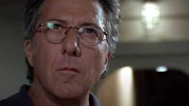 Sphere 1998 review Dustin Hoffman-