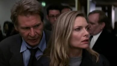 What Lies Beneath 2000 review