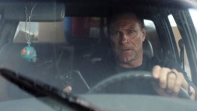 MUZZLE CITY OF WOLVES - review Aaron Eckhart