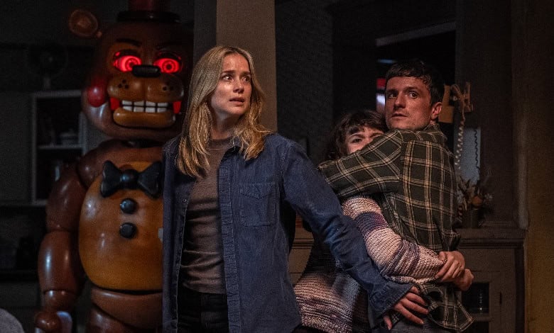 Five Nights at Freddys 2 review Elizabeth Lail Josh Hutcherson