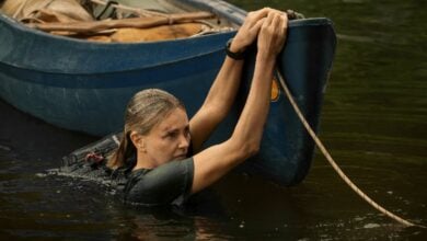 APEX_review-charlize Theron
