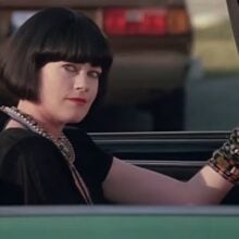 Something Wild review 1986 Melanie Griffith